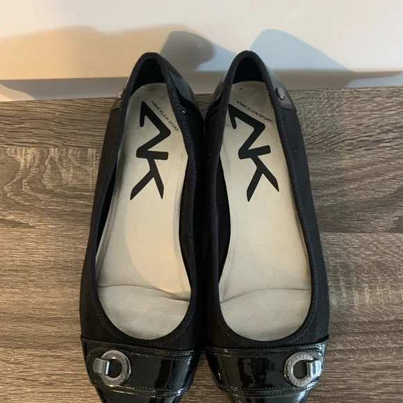 Anne Klein Sport Black Women's Flats Size 7M - Picture 2 of 6